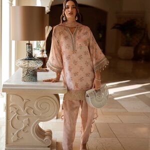 Elegant Floral Pink Dress Faiza saqlain